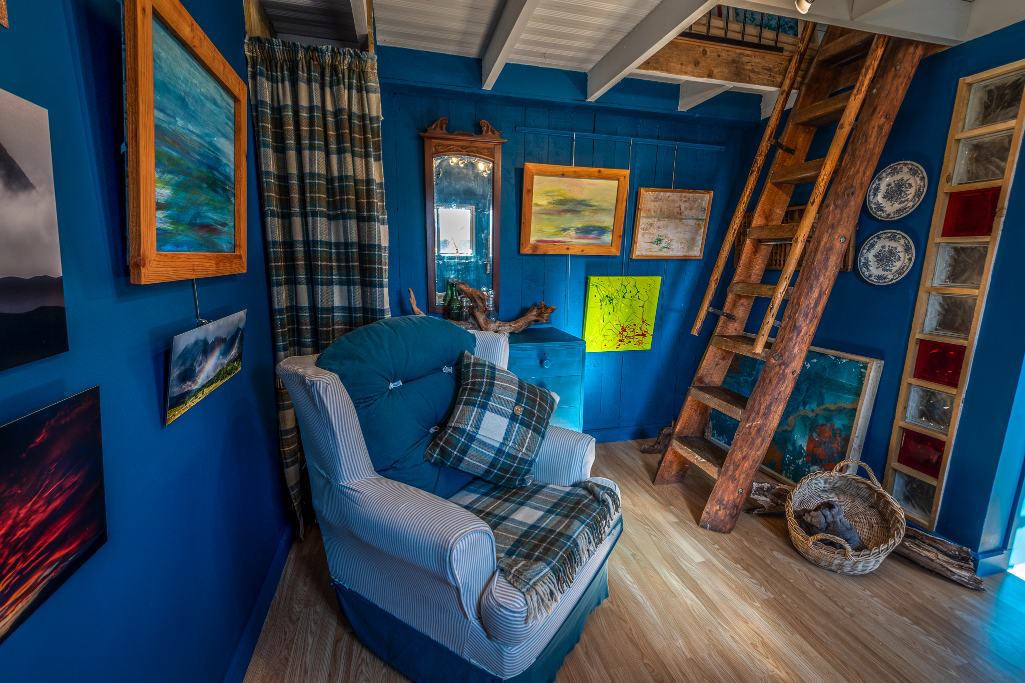 Inspirational gallery